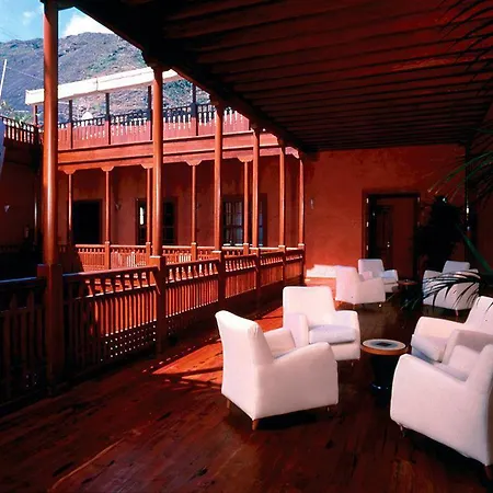 San Roque 4*